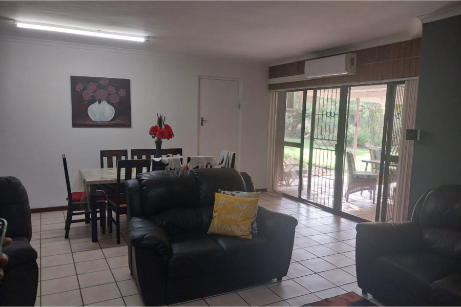 5 Bedroom Property for Sale in Porterville Western Cape